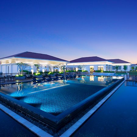 Parkroyal Nay Pyi Taw Naypyidaw Exterior photo
